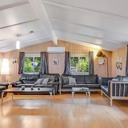 8 Person In Oksb L Hébergement de vacances *
